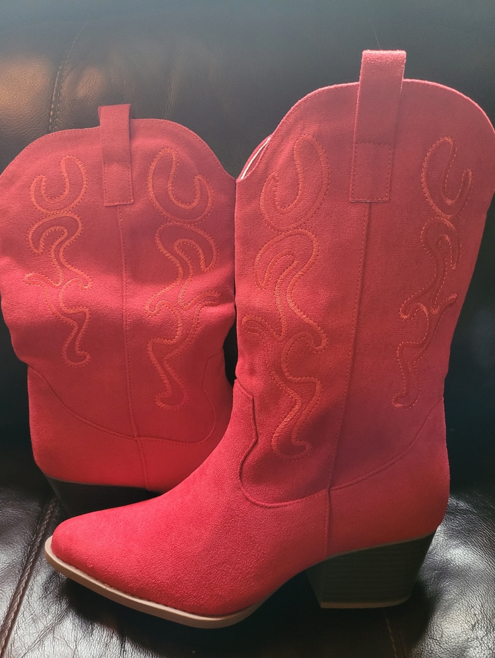 Women's Size 9 Red Suede Western Mid-Heel Boots - Unbranded (C02)